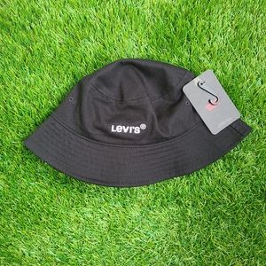 LEVI'S BUCKET HAT NWT